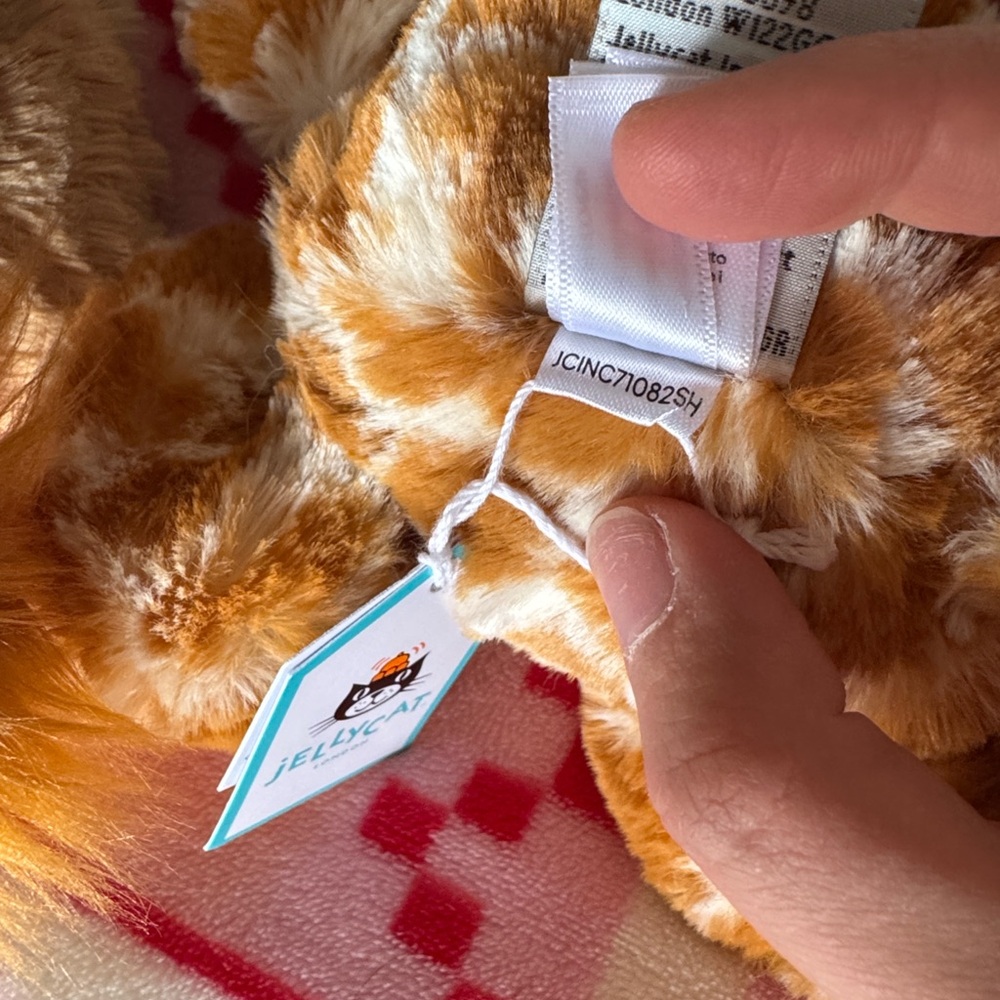 Jellycat Bashful Giraffe Easter SALE - Picture 5 of 6